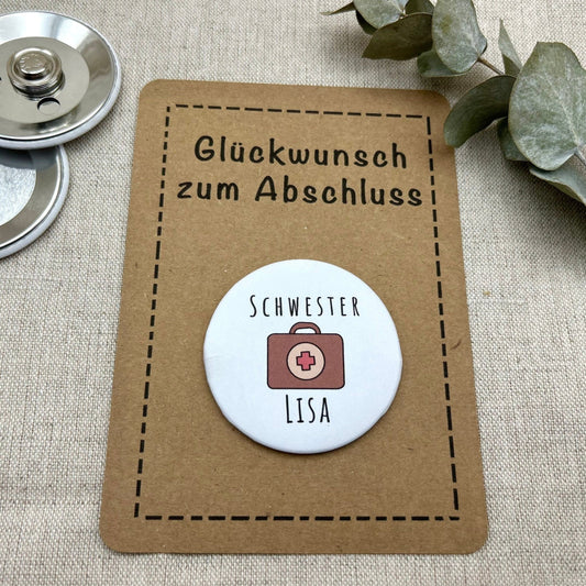 Namensschild Krankenschwester PERSONALISIERT & Geschenkkarte nach Wahl