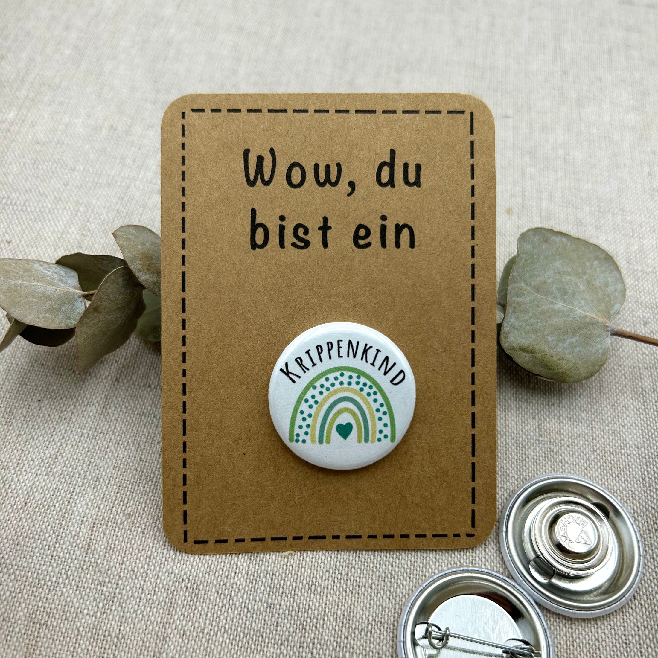 Anstecker Krippenkind GRÜN Regenbogen