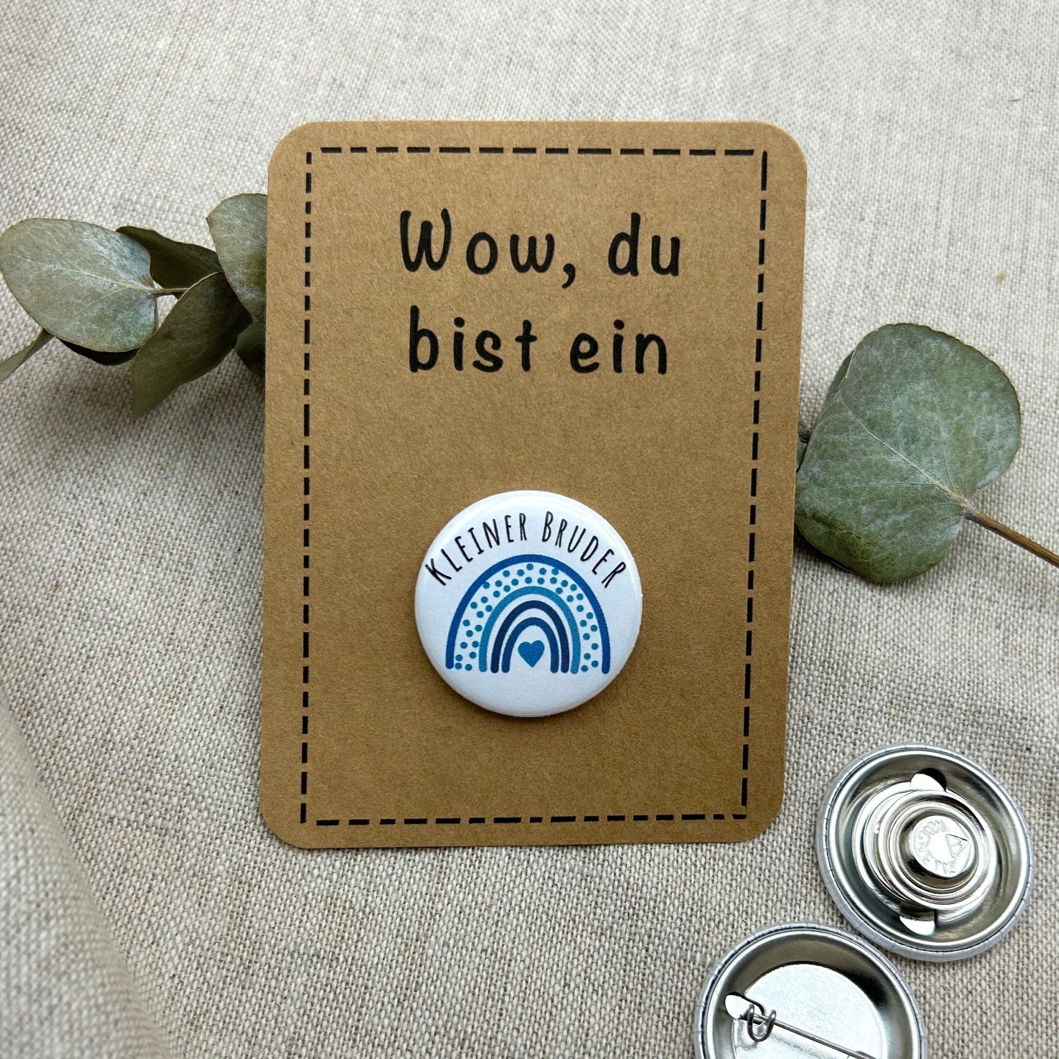 Anstecker kleiner Bruder BLAU Regenbogen